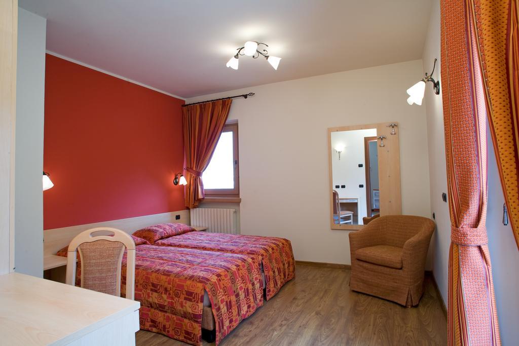 Chalet Kiara - Appartamenti Abar Livigno Camera foto