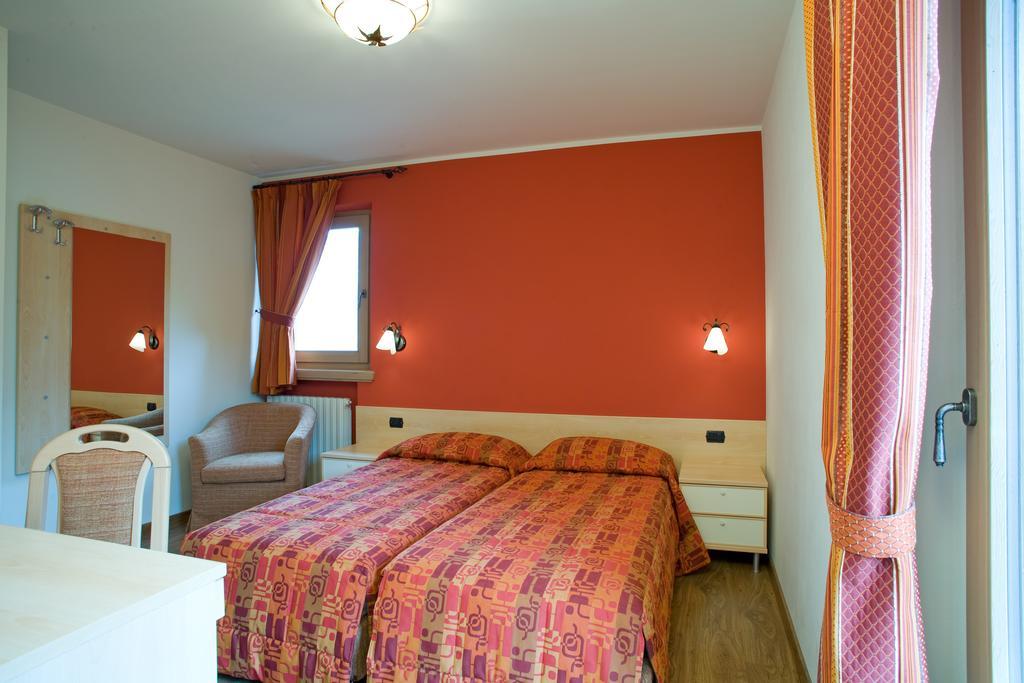 Chalet Kiara - Appartamenti Abar Livigno Camera foto